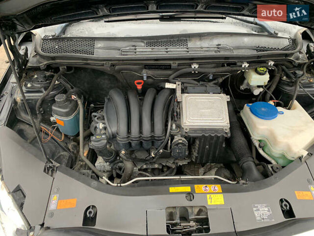 Белый Мерседес Б-класс, объемом двигателя 1.6 л и пробегом 65 тыс. км за 8700 $, фото 43 на Automoto.ua