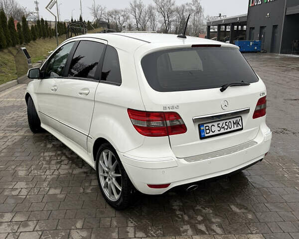 Белый Мерседес Б-класс, объемом двигателя 1.99 л и пробегом 330 тыс. км за 5500 $, фото 3 на Automoto.ua