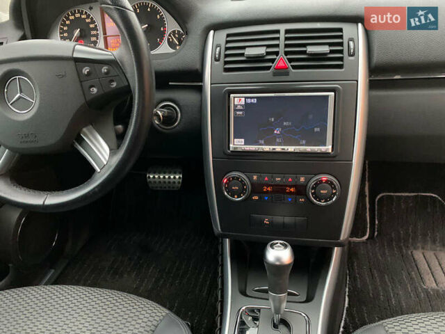 Білий Мерседес Б-клас, об'ємом двигуна 2 л та пробігом 58 тис. км за 9100 $, фото 14 на Automoto.ua