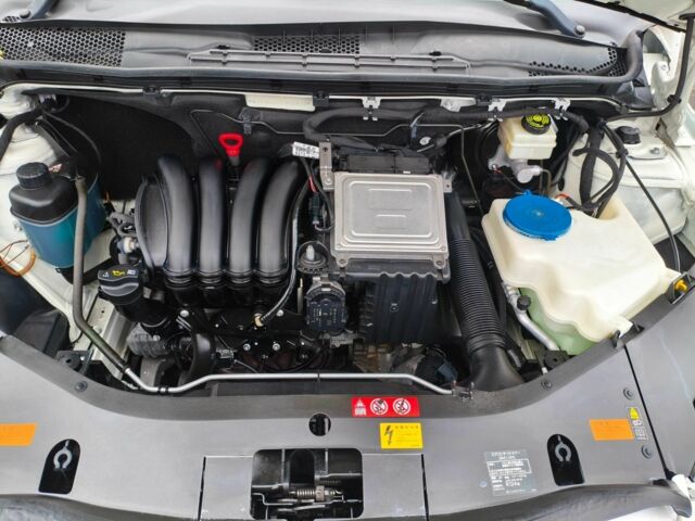 Белый Мерседес Б-класс, объемом двигателя 2 л и пробегом 85 тыс. км за 9900 $, фото 23 на Automoto.ua