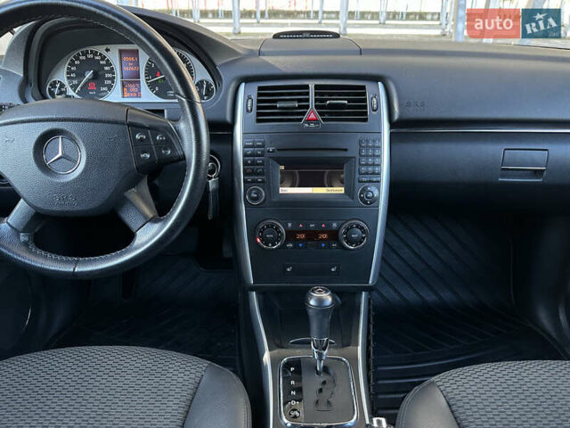 Мерседес Б-клас 2010 у Львові на Automoto.ua Білий Мерседес Б-клас, об'ємом двигуна 2.03 л та пробігом 167 тис. км за 8500 $, фото 20 на Automoto.ua