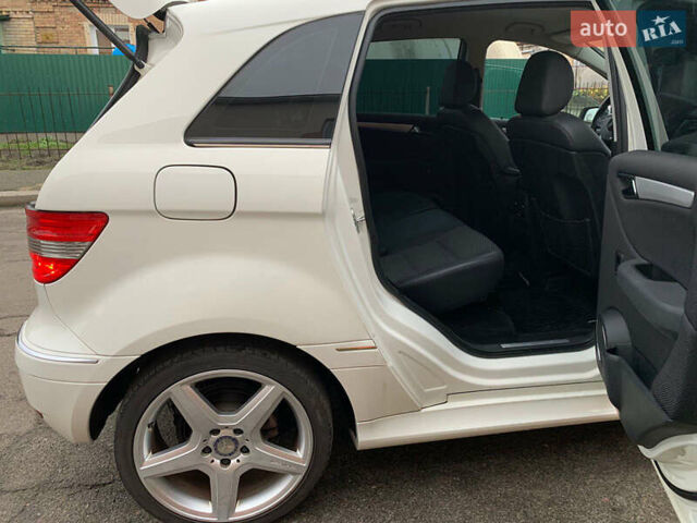 Білий Мерседес Б-клас, об'ємом двигуна 2 л та пробігом 58 тис. км за 9100 $, фото 22 на Automoto.ua