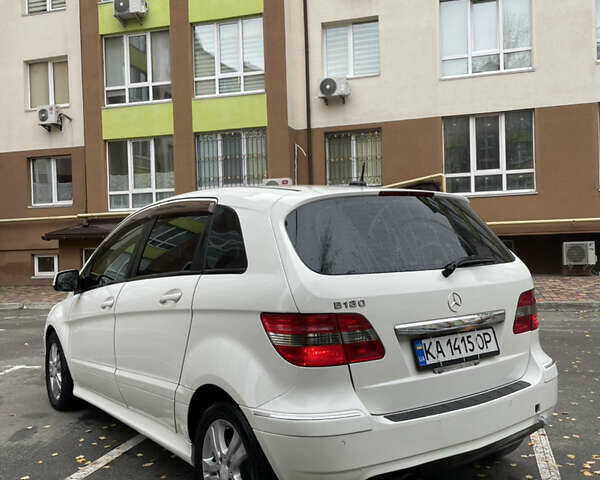 Білий Мерседес Б-клас, об'ємом двигуна 1.7 л та пробігом 92 тис. км за 7900 $, фото 2 на Automoto.ua