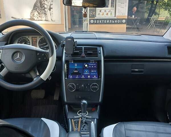Белый Мерседес Б-класс, объемом двигателя 1.7 л и пробегом 130 тыс. км за 8600 $, фото 10 на Automoto.ua