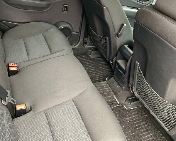 Белый Мерседес Б-класс, объемом двигателя 1.7 л и пробегом 97 тыс. км за 8100 $, фото 17 на Automoto.ua