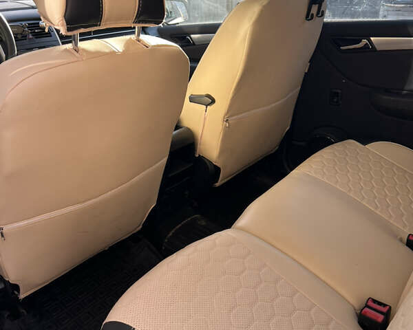 Білий Мерседес Б-клас, об'ємом двигуна 1.7 л та пробігом 115 тис. км за 8600 $, фото 15 на Automoto.ua