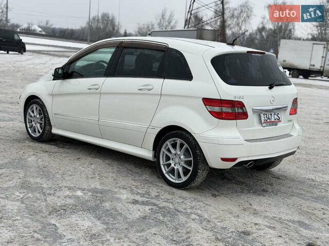 Білий Мерседес Б-клас, об'ємом двигуна 1.7 л та пробігом 34 тис. км за 9300 $, фото 1 на Automoto.ua