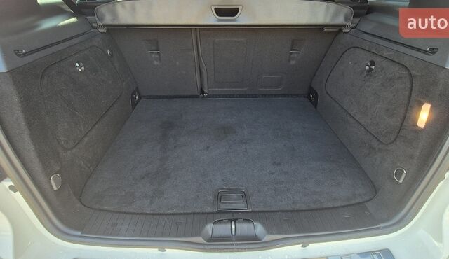 Білий Мерседес Б-клас, об'ємом двигуна 1.7 л та пробігом 88 тис. км за 8200 $, фото 28 на Automoto.ua