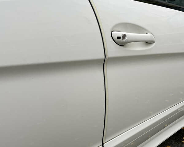 Білий Мерседес Б-клас, об'ємом двигуна 1.7 л та пробігом 92 тис. км за 7900 $, фото 4 на Automoto.ua