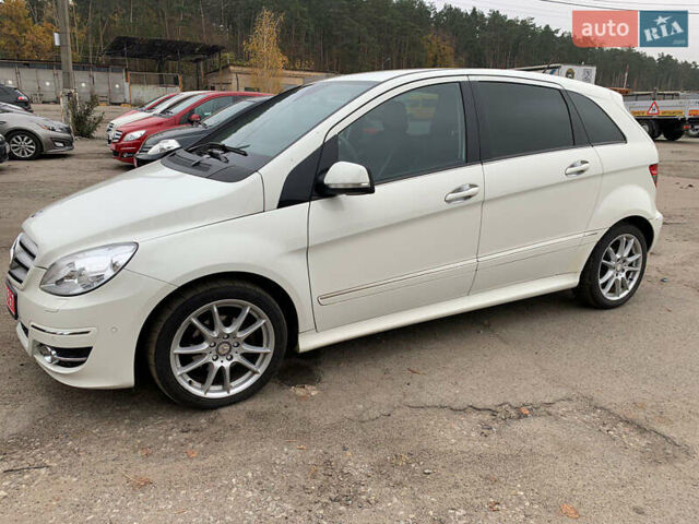Мерседес Б-клас 2010 у Києві на Automoto.ua Білий Мерседес Б-клас, об'ємом двигуна 1.7 л та пробігом 76 тис. км за 8000 $, фото 11 на Automoto.ua