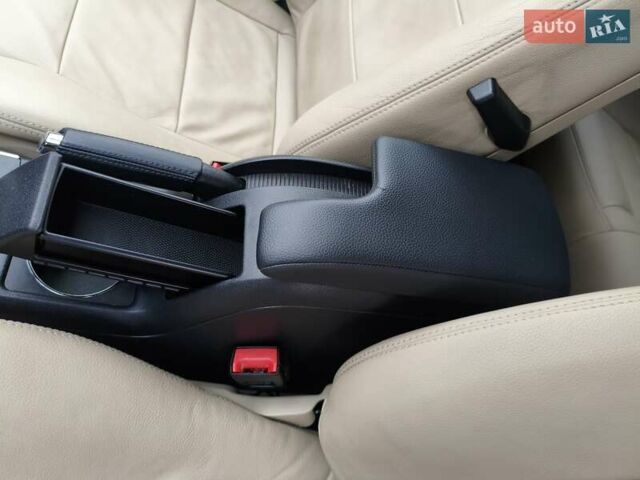 Белый Мерседес Б-класс, объемом двигателя 2 л и пробегом 85 тыс. км за 9900 $, фото 20 на Automoto.ua
