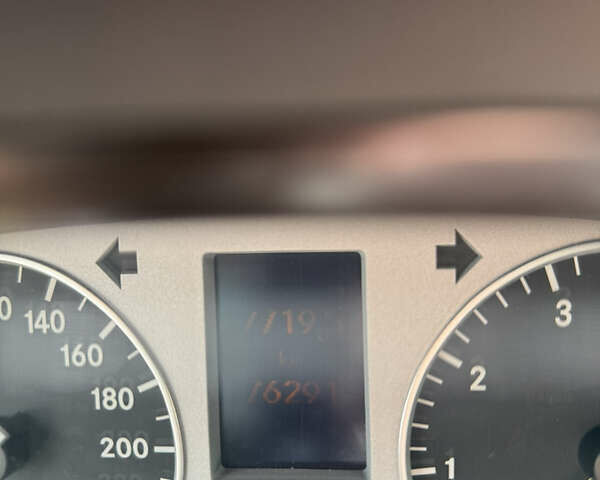 Белый Мерседес Б-класс, объемом двигателя 1.7 л и пробегом 76 тыс. км за 8000 $, фото 11 на Automoto.ua
