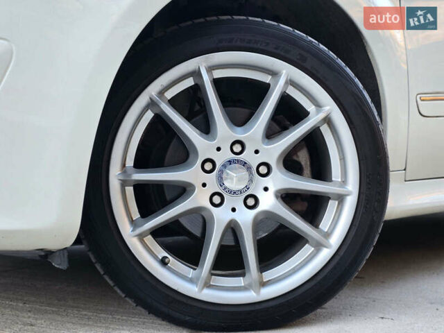 Белый Мерседес Б-класс, объемом двигателя 1.99 л и пробегом 61 тыс. км за 8400 $, фото 10 на Automoto.ua