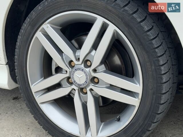 Білий Мерседес Б-клас, об'ємом двигуна 1.7 л та пробігом 122 тис. км за 7750 $, фото 12 на Automoto.ua