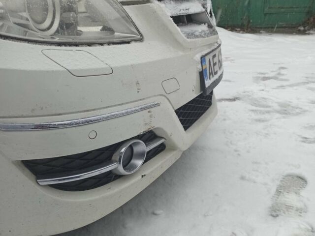 Белый Мерседес Б-класс, объемом двигателя 2.03 л и пробегом 121 тыс. км за 6900 $, фото 8 на Automoto.ua