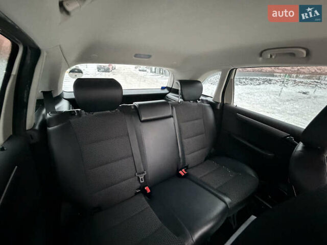 Білий Мерседес Б-клас, об'ємом двигуна 1.7 л та пробігом 34 тис. км за 9300 $, фото 11 на Automoto.ua