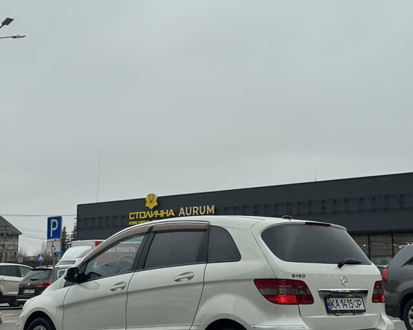 Белый Мерседес Б-класс, объемом двигателя 1.7 л и пробегом 99 тыс. км за 7700 $, фото 3 на Automoto.ua