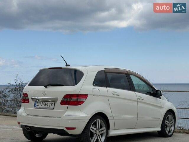 Білий Мерседес Б-клас, об'ємом двигуна 1.7 л та пробігом 122 тис. км за 7750 $, фото 24 на Automoto.ua