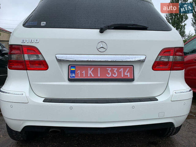 Белый Мерседес Б-класс, объемом двигателя 1.7 л и пробегом 97 тыс. км за 8100 $, фото 3 на Automoto.ua