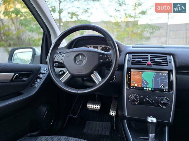 Белый Мерседес Б-класс, объемом двигателя 1.99 л и пробегом 61 тыс. км за 8400 $, фото 20 на Automoto.ua