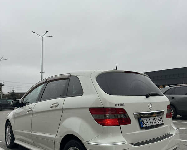 Белый Мерседес Б-класс, объемом двигателя 1.7 л и пробегом 99 тыс. км за 7700 $, фото 6 на Automoto.ua