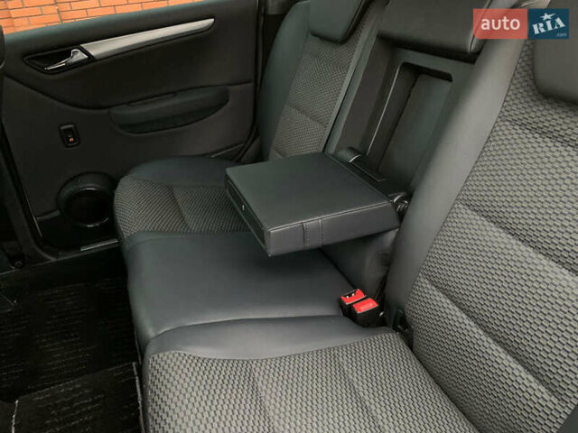 Білий Мерседес Б-клас, об'ємом двигуна 2 л та пробігом 58 тис. км за 9100 $, фото 17 на Automoto.ua