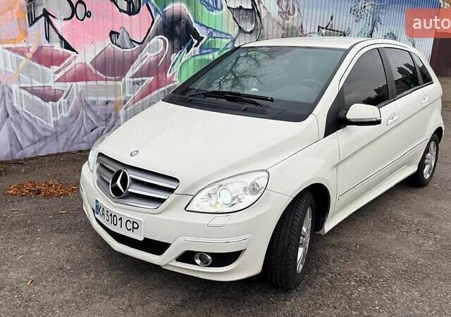 Білий Мерседес Б-клас, об'ємом двигуна 1.7 л та пробігом 193 тис. км за 8700 $, фото 2 на Automoto.ua
