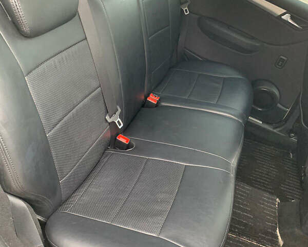 Белый Мерседес Б-класс, объемом двигателя 1.7 л и пробегом 50 тыс. км за 8600 $, фото 14 на Automoto.ua