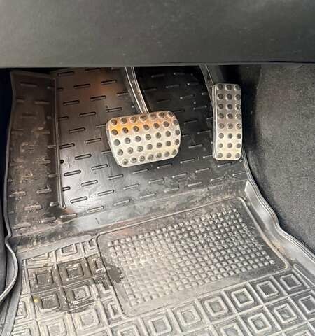 Білий Мерседес Б-клас, об'ємом двигуна 1.7 л та пробігом 193 тис. км за 8700 $, фото 8 на Automoto.ua