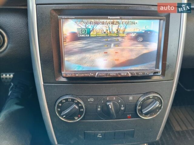 Белый Мерседес Б-класс, объемом двигателя 1.7 л и пробегом 127 тыс. км за 9200 $, фото 28 на Automoto.ua