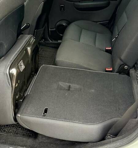 Білий Мерседес Б-клас, об'ємом двигуна 1.7 л та пробігом 193 тис. км за 8700 $, фото 12 на Automoto.ua