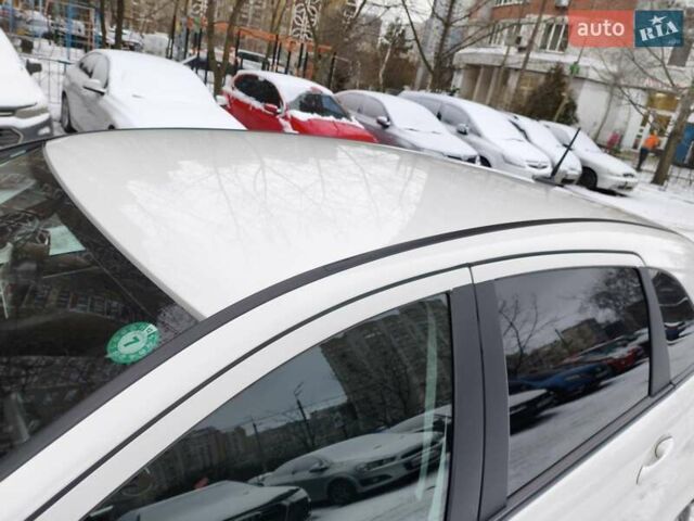 Білий Мерседес Б-клас, об'ємом двигуна 1.7 л та пробігом 28 тис. км за 10400 $, фото 14 на Automoto.ua