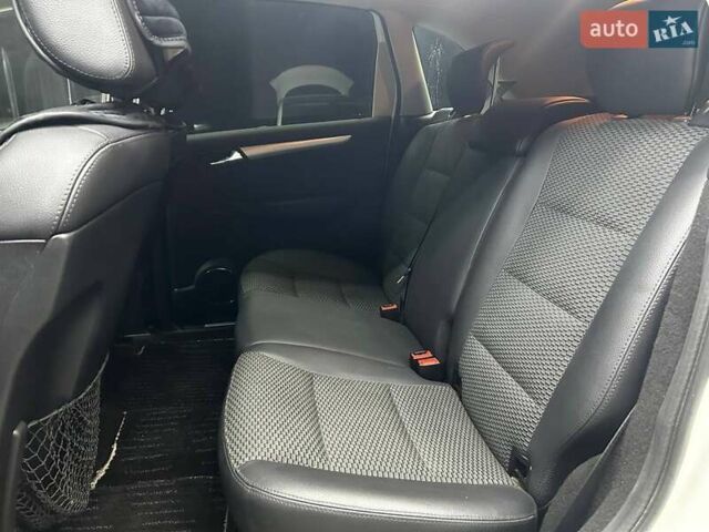 Білий Мерседес Б-клас, об'ємом двигуна 1.7 л та пробігом 124 тис. км за 8100 $, фото 12 на Automoto.ua