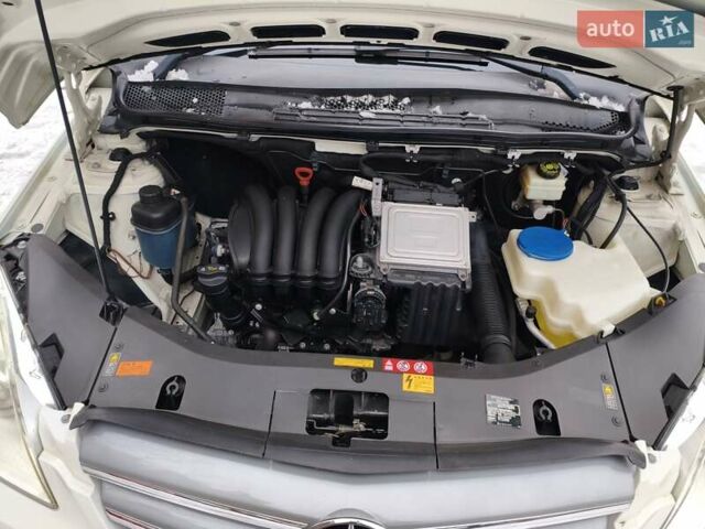 Білий Мерседес Б-клас, об'ємом двигуна 1.7 л та пробігом 28 тис. км за 10400 $, фото 34 на Automoto.ua