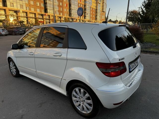 Білий Мерседес Б-клас, об'ємом двигуна 1.7 л та пробігом 124 тис. км за 8200 $, фото 4 на Automoto.ua