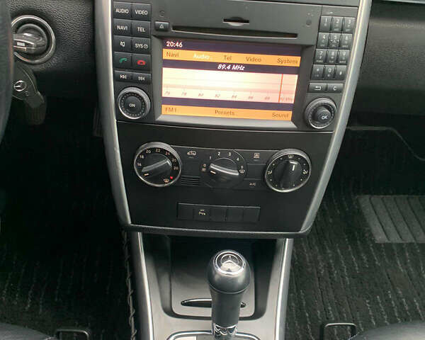 Белый Мерседес Б-класс, объемом двигателя 1.7 л и пробегом 50 тыс. км за 8600 $, фото 15 на Automoto.ua