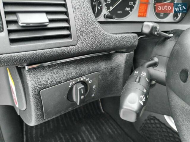 Білий Мерседес Б-клас, об'ємом двигуна 1.7 л та пробігом 28 тис. км за 10400 $, фото 24 на Automoto.ua