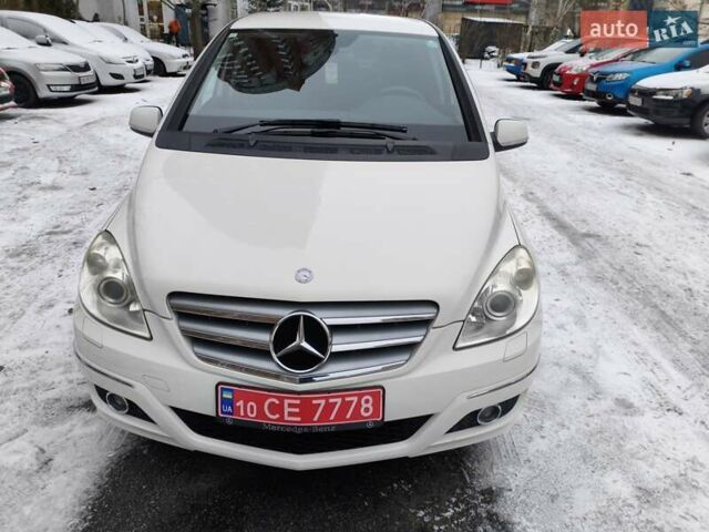 Білий Мерседес Б-клас, об'ємом двигуна 1.7 л та пробігом 28 тис. км за 10400 $, фото 16 на Automoto.ua