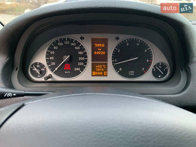 Белый Мерседес Б-класс, объемом двигателя 2 л и пробегом 85 тыс. км за 9100 $, фото 18 на Automoto.ua