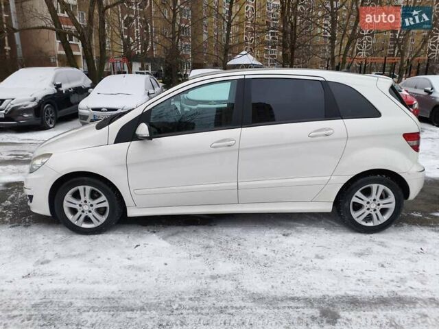 Білий Мерседес Б-клас, об'ємом двигуна 1.7 л та пробігом 28 тис. км за 10400 $, фото 13 на Automoto.ua