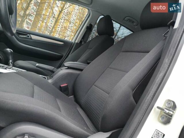 Білий Мерседес Б-клас, об'ємом двигуна 1.7 л та пробігом 28 тис. км за 10400 $, фото 29 на Automoto.ua