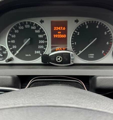 Білий Мерседес Б-клас, об'ємом двигуна 1.7 л та пробігом 193 тис. км за 8700 $, фото 7 на Automoto.ua