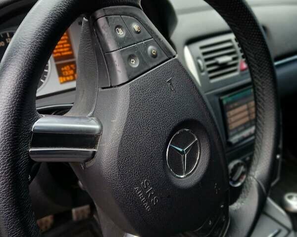 Білий Мерседес Б-клас, об'ємом двигуна 1.7 л та пробігом 115 тис. км за 8800 $, фото 5 на Automoto.ua