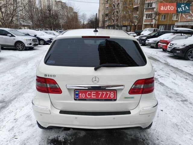 Білий Мерседес Б-клас, об'ємом двигуна 1.7 л та пробігом 28 тис. км за 10400 $, фото 9 на Automoto.ua
