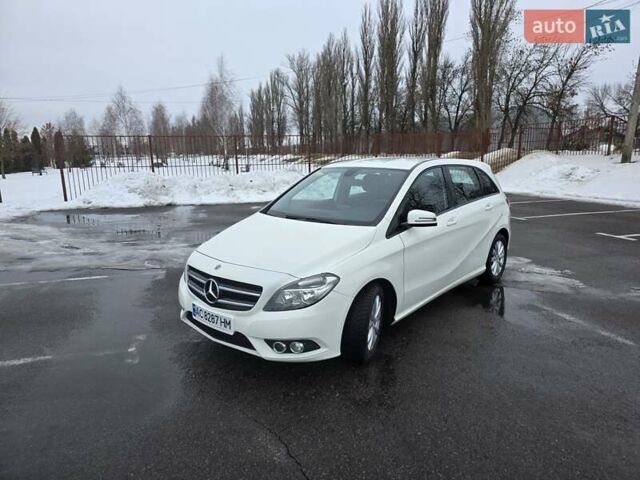 Белый Мерседес Б-класс, объемом двигателя 1.8 л и пробегом 230 тыс. км за 11500 $, фото 6 на Automoto.ua