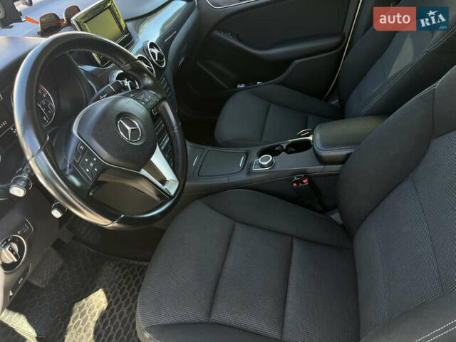 Белый Мерседес Б-класс, объемом двигателя 1.8 л и пробегом 167 тыс. км за 11600 $, фото 10 на Automoto.ua