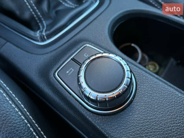 Белый Мерседес Б-класс, объемом двигателя 1.8 л и пробегом 250 тыс. км за 11000 $, фото 17 на Automoto.ua