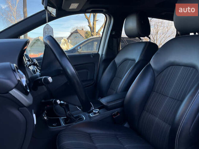 Белый Мерседес Б-класс, объемом двигателя 1.8 л и пробегом 250 тыс. км за 11000 $, фото 8 на Automoto.ua