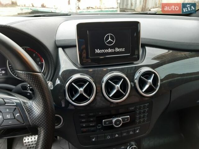 Белый Мерседес Б-класс, объемом двигателя 1.99 л и пробегом 223 тыс. км за 10300 $, фото 12 на Automoto.ua