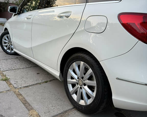 Білий Мерседес Б-клас, об'ємом двигуна 1.6 л та пробігом 76 тис. км за 11900 $, фото 37 на Automoto.ua